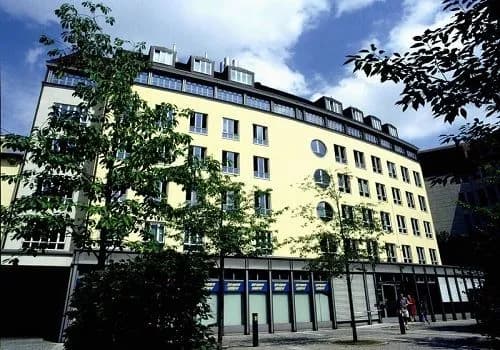 Inlingua Mnichov, budova školy