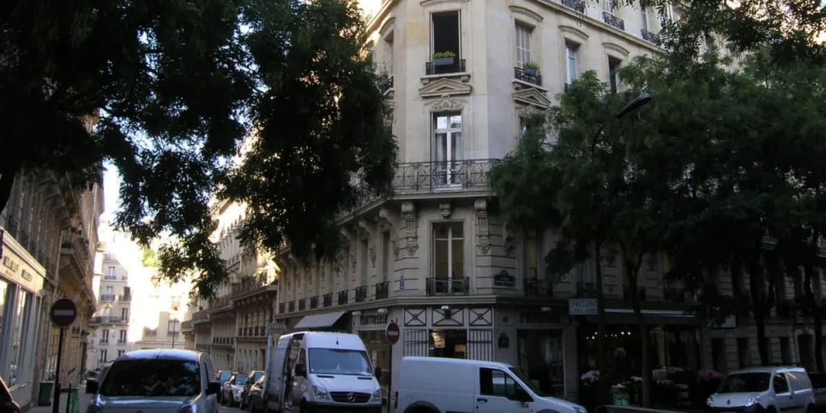 France Langue, Paříž - budova školy