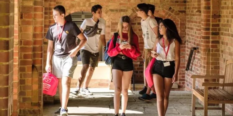 Alpadia / Kaplan, Brighton