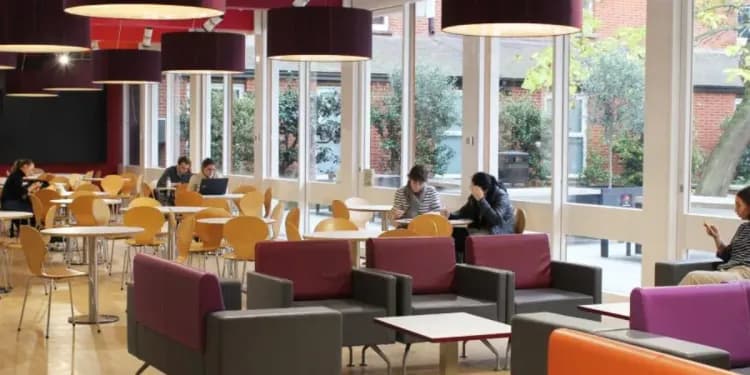 Alpadia / Kaplan, Londýn