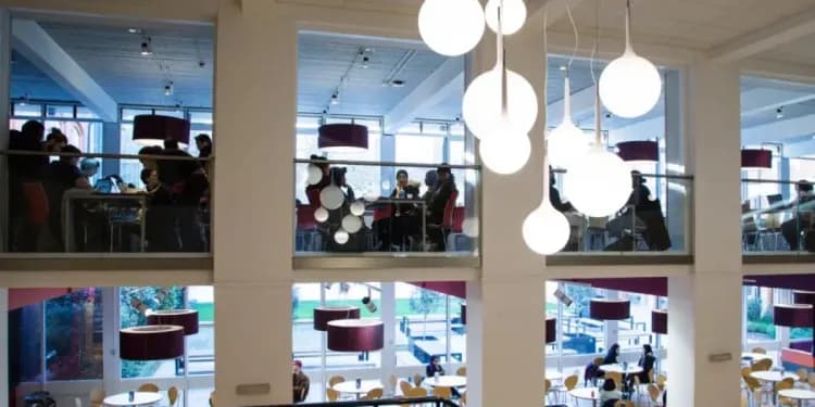 Alpadia / Kaplan, Londýn