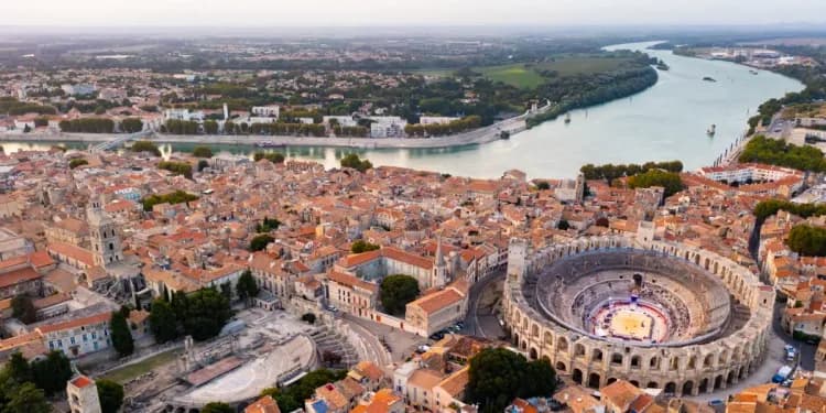 Arles