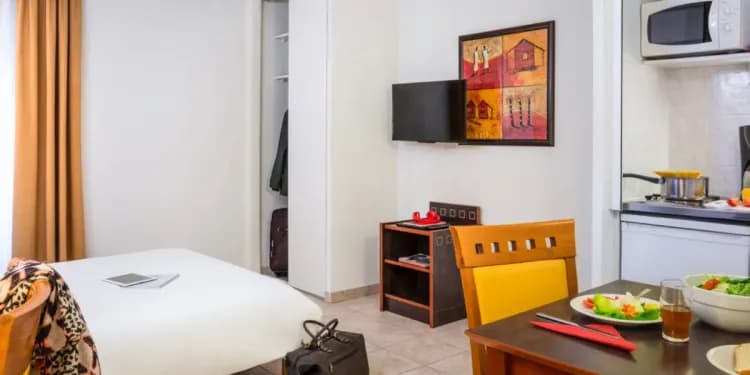 France Langue, Nice - pokoj pro 2 osoby