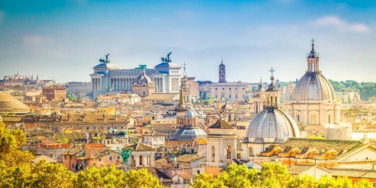 pohled na panorama města Říma