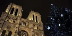 Adventní Notre Dame v Paříži